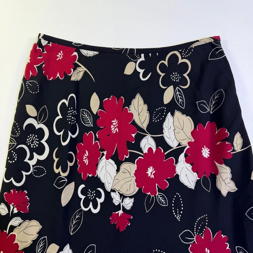 Ann Taylor Petites 100% Silk 2 Piece Skirt Set Floral Black Red V-Neck Size 6P